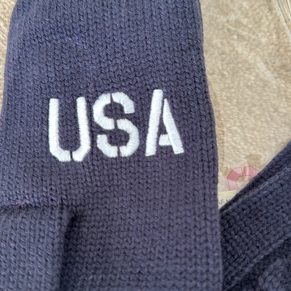 Go USA Mittens - Picture 5 of 6